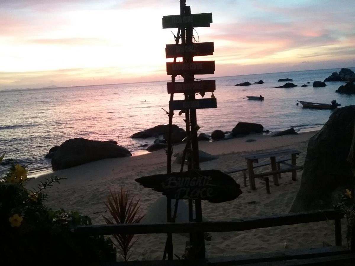 Bungkil Place Hotel Tioman Buitenkant foto