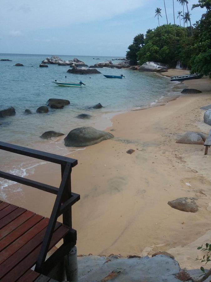 Bungkil Place Hotel Tioman Buitenkant foto